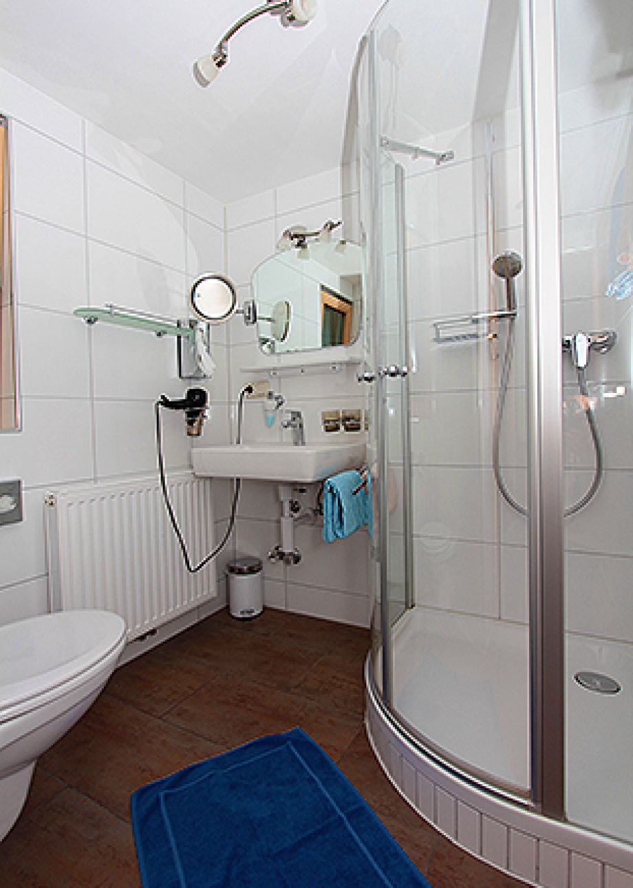 Schlittenzimmer: Badezimmer